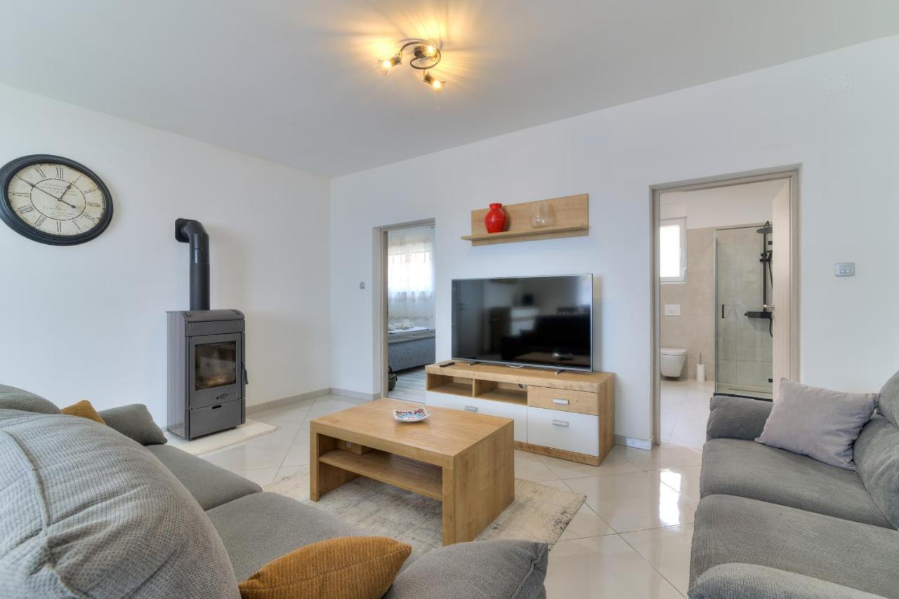 Apartment Luka سينج المظهر الخارجي الصورة