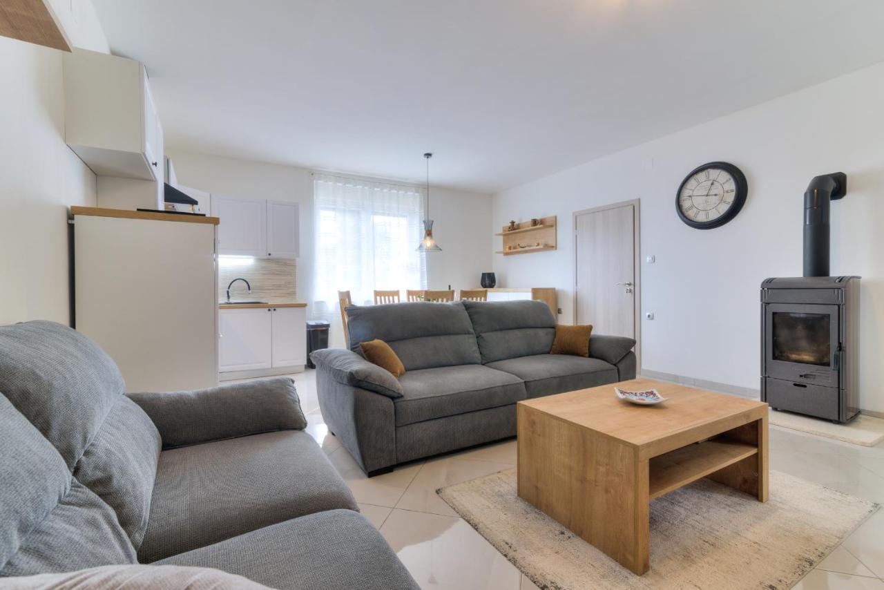 Apartment Luka سينج المظهر الخارجي الصورة